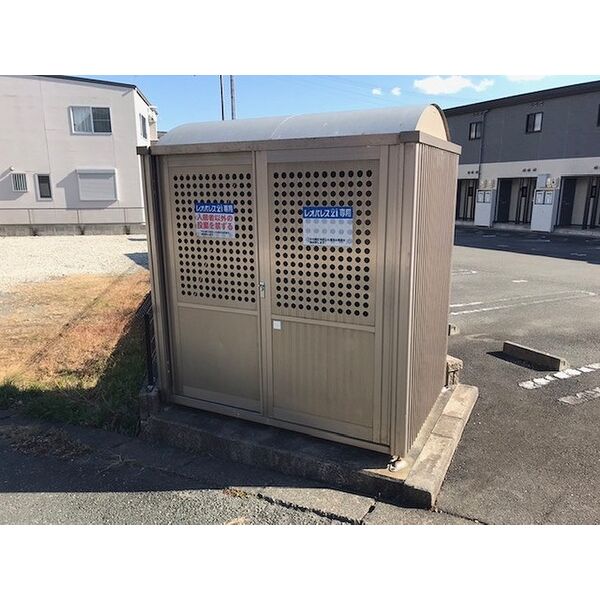 レオパレスコシラ 室内写真6