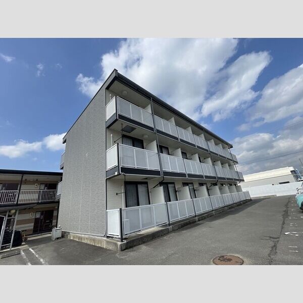 レオパレスピアット 建物画像