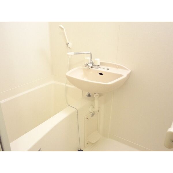レオネクストクローナA 室内写真4