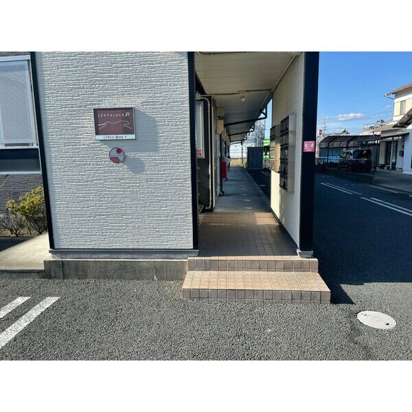 レオパレスNono Y 室内写真3