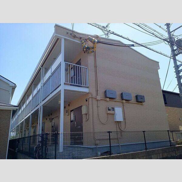 レオパレスベルン 建物画像