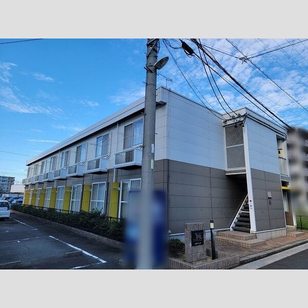 レオパレスカサブランカ 建物画像