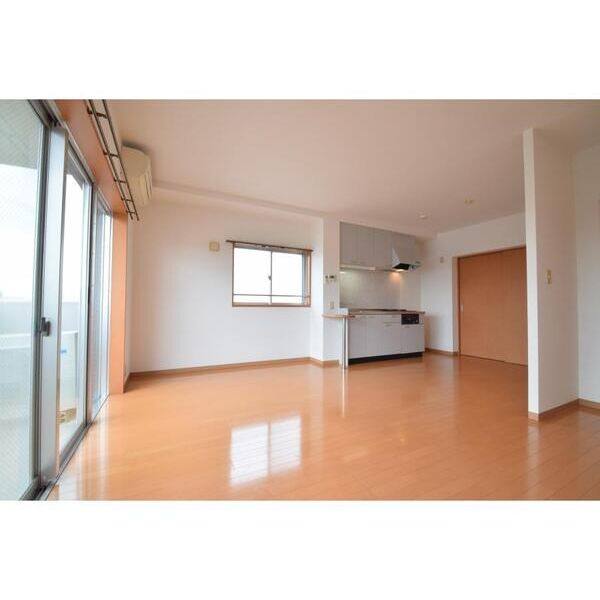 CASA KITANAGOYA 室内写真2