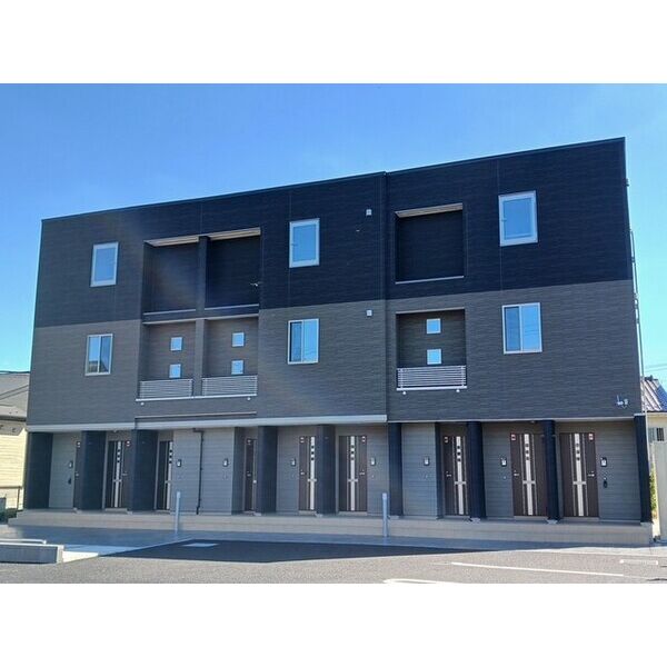 シュトラール 建物画像