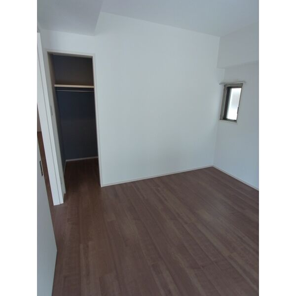 RESIDENCE KIKUZAKA 室内写真1