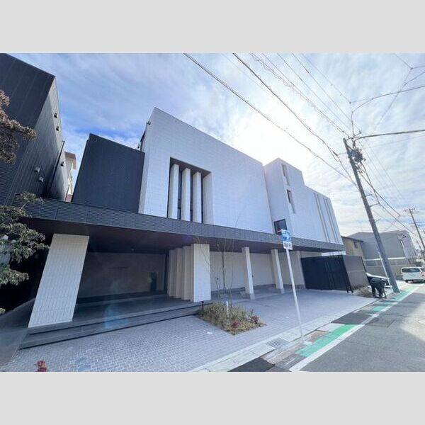 セレニティー本山