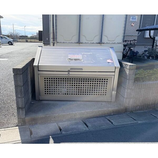 レオパレスコスモエステートA 室内写真4