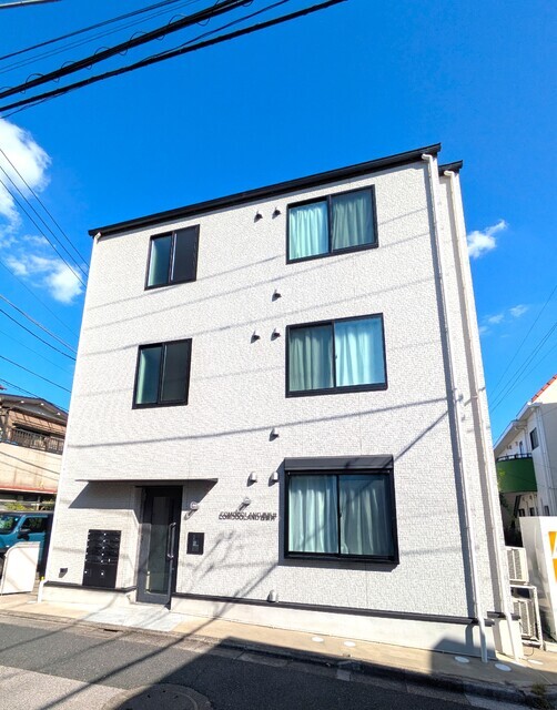 ＣＯＭＯＤＯＬＡＮＤ西新井