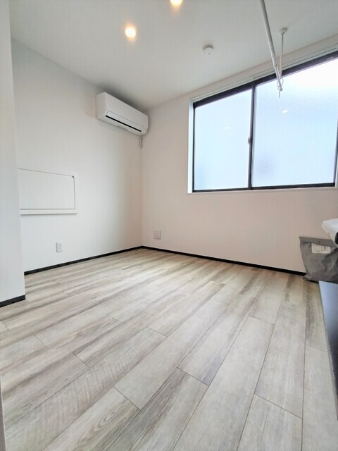 ＣＯＭＯＤＯＬＡＮＤ西新井 室内写真1