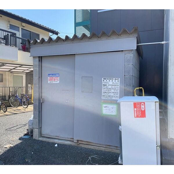 レオパレス三矢小台2000 室内写真4