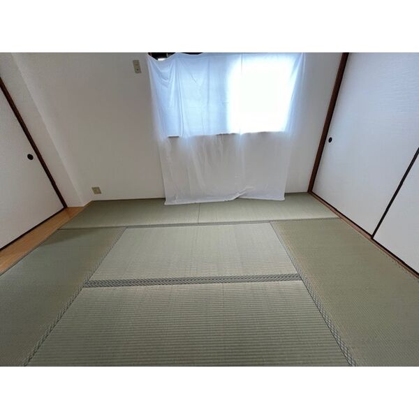 エメラルド神尼 室内写真3
