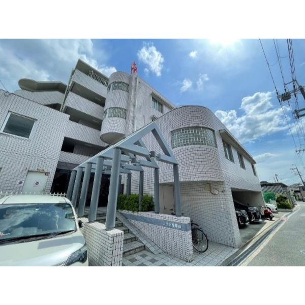 リブレ待兼山 建物画像