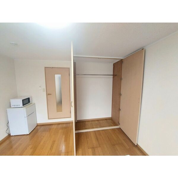 レオパレスLes Amies 室内写真10