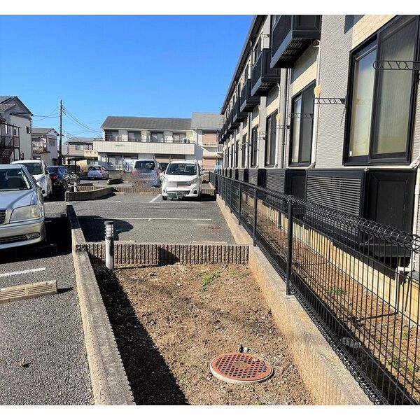 レオパレスジャンティ 室内写真3