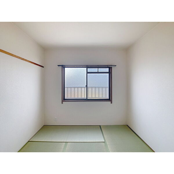 メゾン北市場 室内写真3