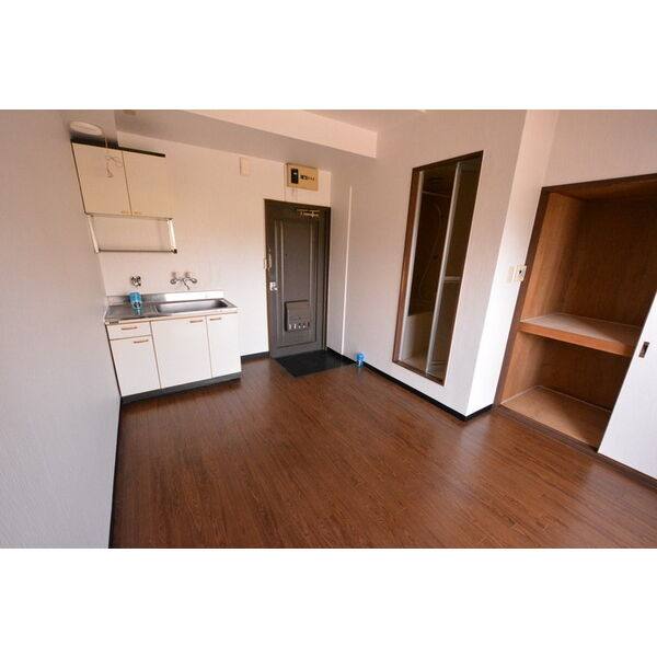 小関ハイツ 室内写真1