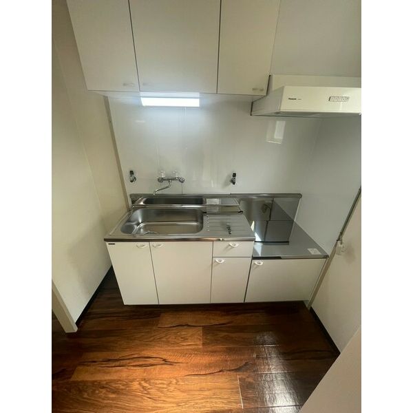 LEGAL MAISON登町 室内写真4