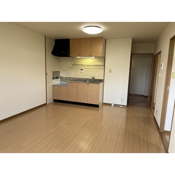 Surplusチェリー 室内写真1