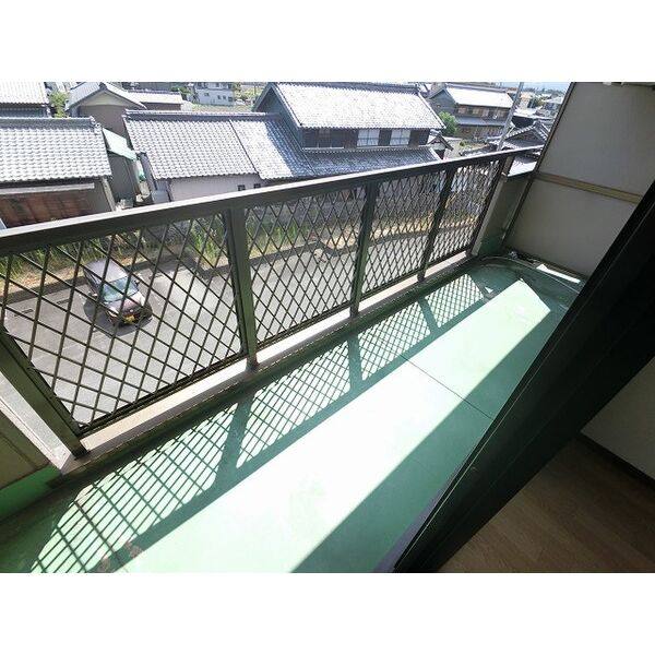 サンヒルズ 室内写真7