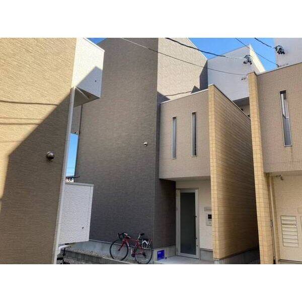 LUNA　FORZA新守山 建物画像