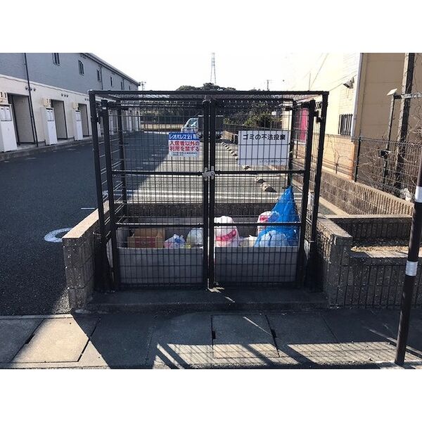 レオパレス岡津 室内写真9