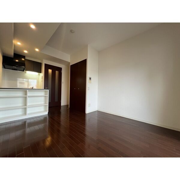 SK FUKUSHIMA GARDEN SUITE 室内写真1