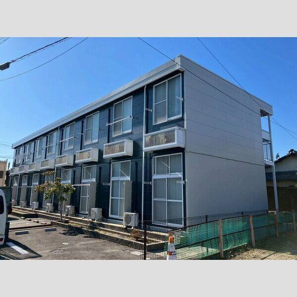 レオパレス鈴鹿 建物画像