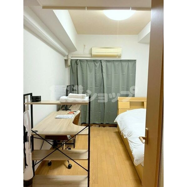 エステムコート京都烏丸II 室内写真1