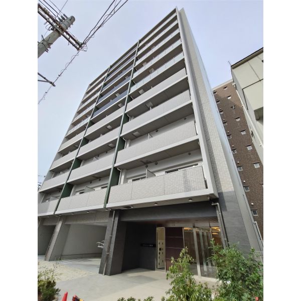 Alivis北梅田 建物画像