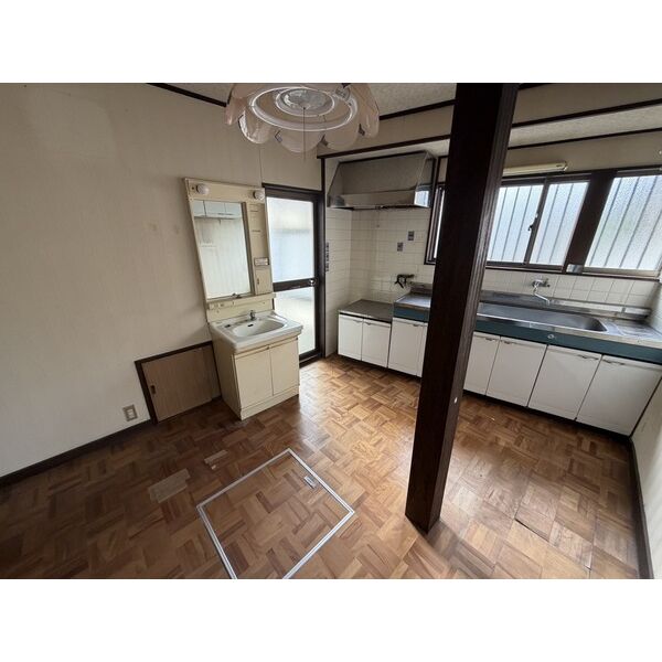 長田区花山町1丁目戸建て③ 室内写真1