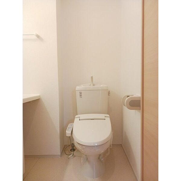 クローバー青島 室内写真4
