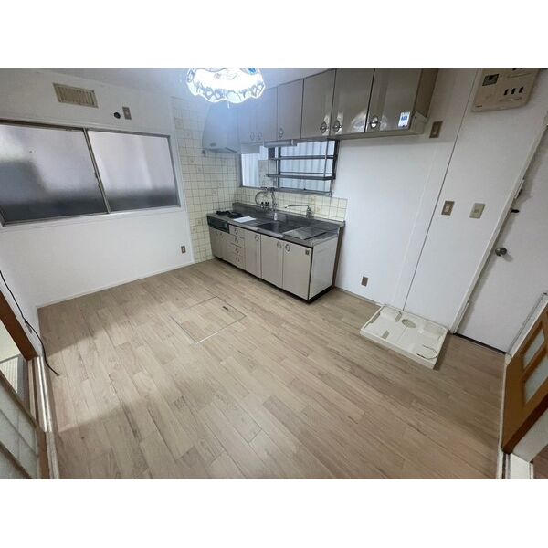 神戸市北区鈴蘭台東町3丁目3番3号戸建 室内写真1