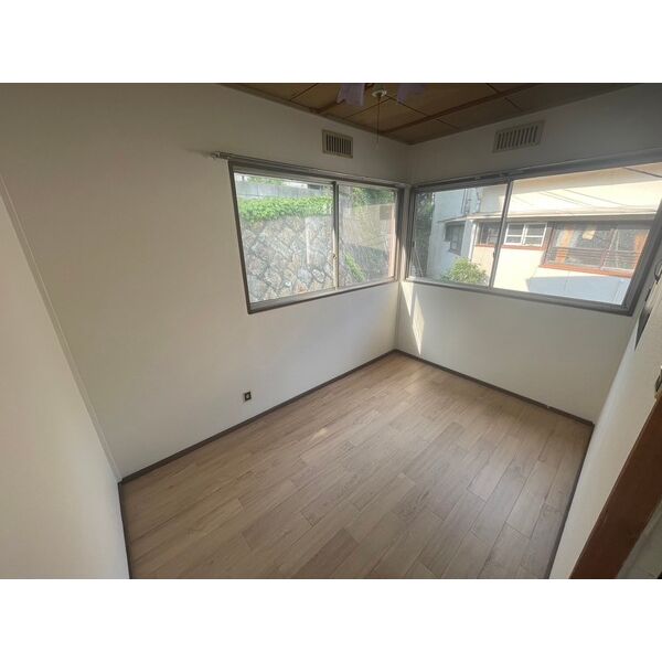 神戸市北区鈴蘭台東町3丁目3番3号戸建 室内写真5