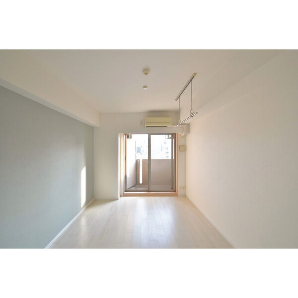 Gramercy Nipponbashi 室内写真1