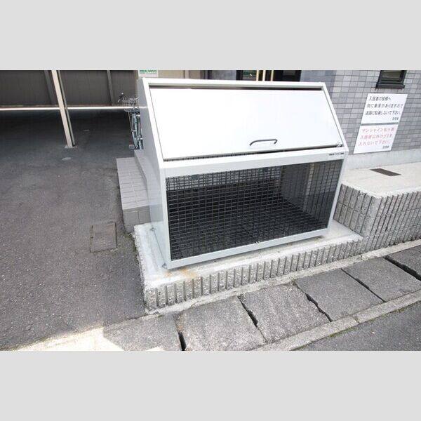 サンシャイン松ヶ瀬 室内写真2