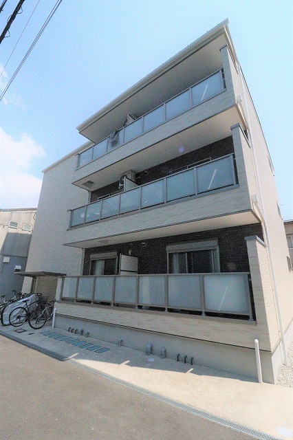 ９Ｒｏａｄｓ小路東 建物画像