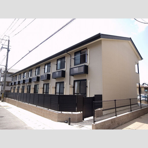 レオパレスヤングフォレストB 建物画像
