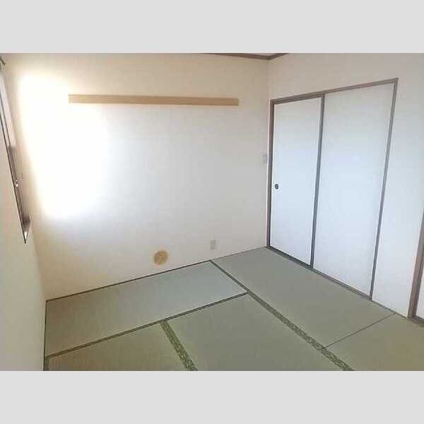 クレスト平山 室内写真3