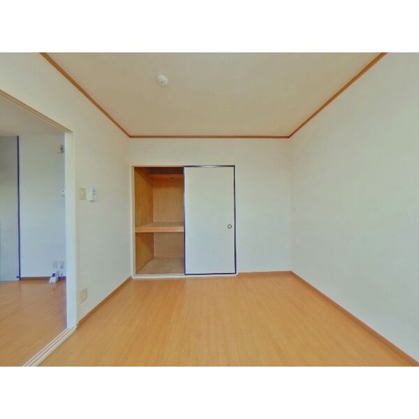 Surplus睦 室内写真9