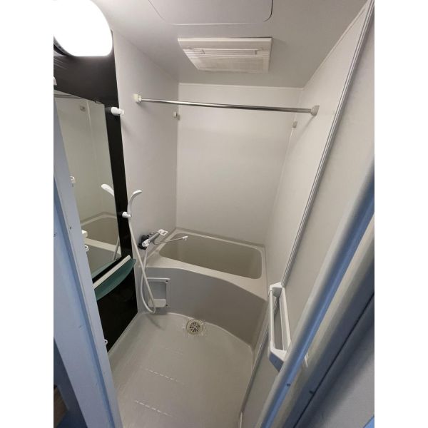 ラシュレエグゼ難波南 室内写真3