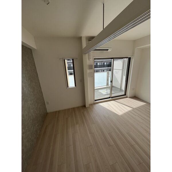 セレニテ難波ミラク弐番館 室内写真4