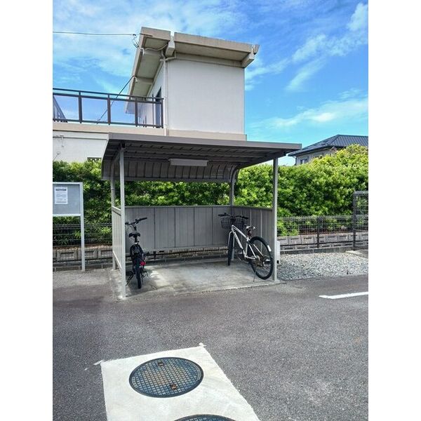 クローバー嶺田 室内写真10