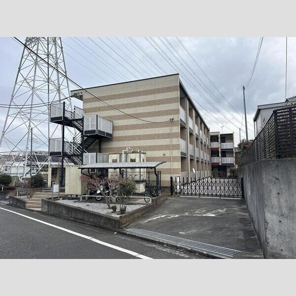 レオパレスコスモスカイ 建物画像