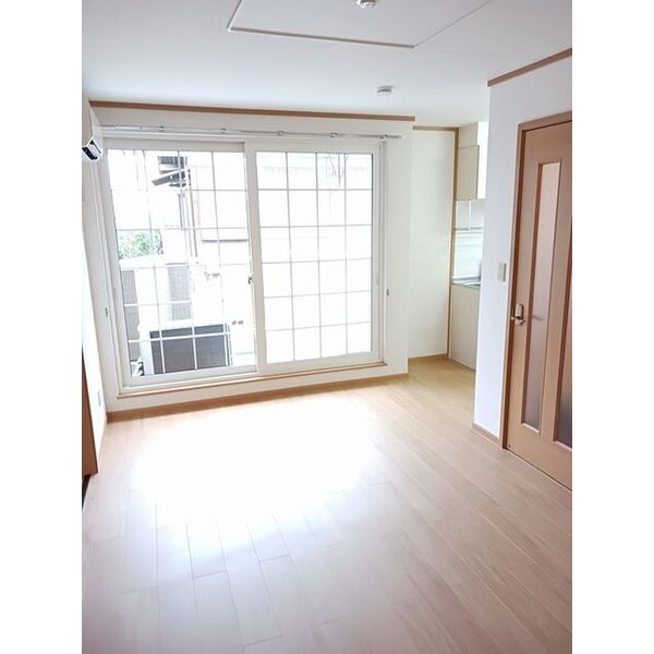 ファースト デューⅤ 室内写真1