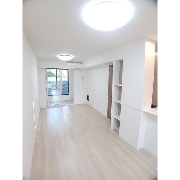 リベルタ美園 室内写真1