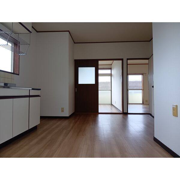 レークハヤII 室内写真2