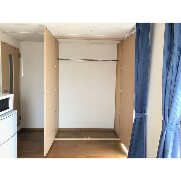 レオパレスバロン 室内写真9