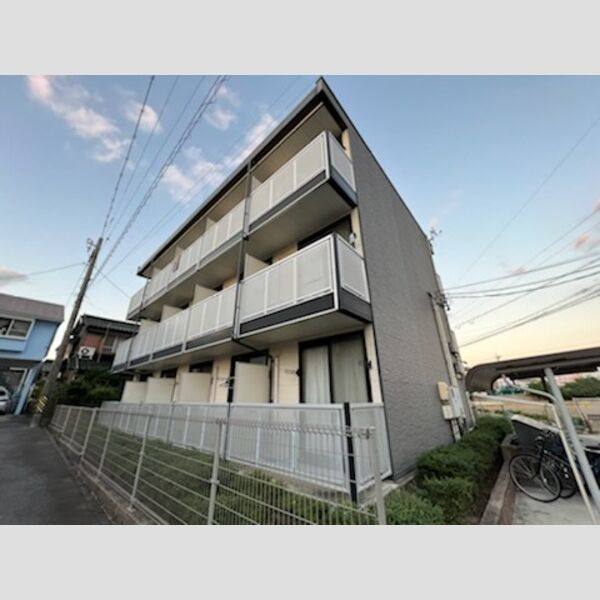 レオパレスフィオーレ永新 建物画像