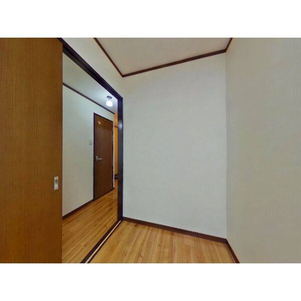 サープラスⅡ牟都志 室内写真3