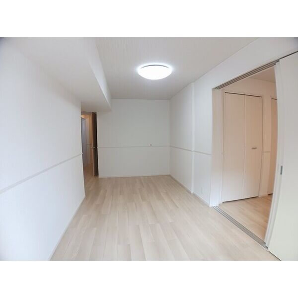 CASA SERENA 室内写真1